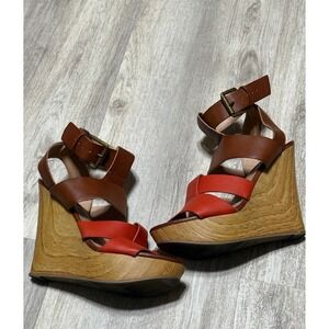 Coral and brown wedge sandal size 5.5‎